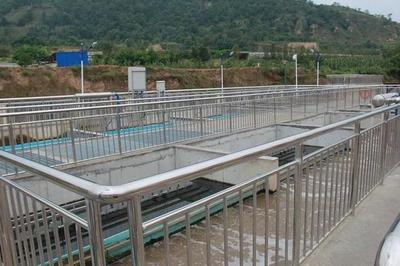 凝心聚力治污水 久久為功美家園——曹振宇主持召開全區(qū)水污染防治和人居環(huán)境改善推進(jìn)會(huì)議